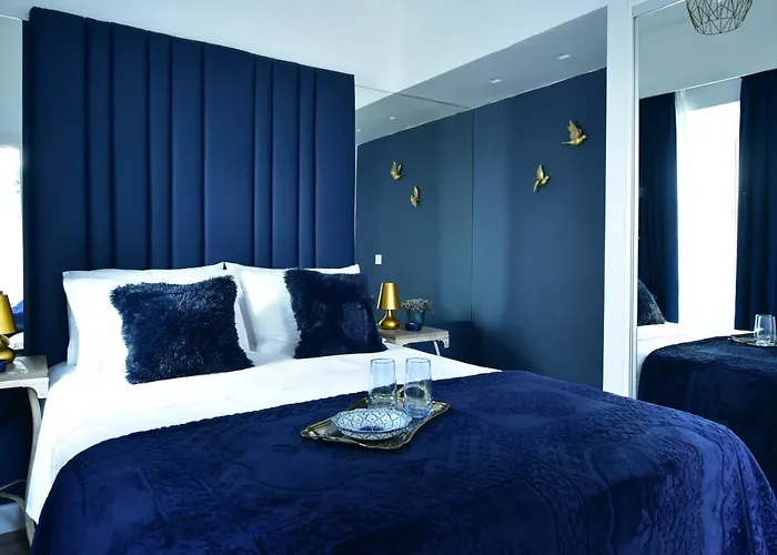 Queen Apartment, In The Heart Of Corfu Historical Old Town Center!